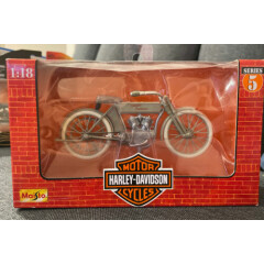 Maisto 1:18 Scale Harley Davidson Collectibles 1909 Twin 5D V-Twin Die Cast Bike