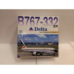 Delta Airlines Boeing 767-300ER 1/400 Scale by Dragon Wings 