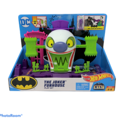 NEW HOT WHEELS DC The Joker Funhouse Play Set Mini-Figure AND Batmobile Car City
