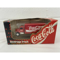 1/64 Scale Coca-Cola Beverage Truck Opening Rear Doors Rubber Tires 1994 NIB