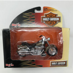 Maisto 1:18 Harley Davidson Series 20 2004 FLSTFI Fat Boy Die Cast Replica ~NEW~