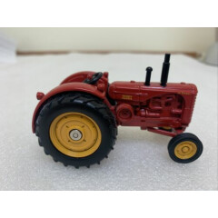 1:43 ERTL 1992 National Farm Toy Show Edition MASSEY HARRIS 55 Diesel Tractor