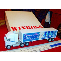 LEVER BROTHERS HAMMOND IN SNUGGLETRACTOR TRAILER WINROSS TRUCK