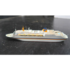 g 1:1250 Waterline Carat Cruise Ship Europa