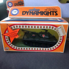 vintage ZEE TOYS dynamights Russian Stalin TANK diecast #T404 1/87 scale 1973