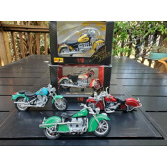 Lot of 5 Die Cast and Plastic 1:18 Motorcycle Models Harley Davidson, Indian...