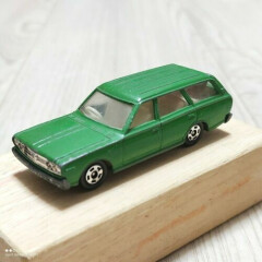 F Vintage Tomica # 47 Cedric Wagon Green Tomy Scale 1/65 Made in Japan 