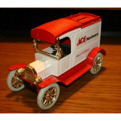 ERTL DIECAST 1913 MODEL T TRUCK BANK - ACE HARDWARE - 4th EDITION 1:25 SCALE