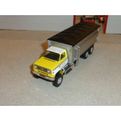 custom 1/64 Chevrolet C/65 tandem axle grain / silage truck - yellow & white