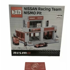 Brand New Tomica Nissan Racing Team Nismo Pit Dealership Display Tomy GT-R