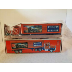 Lionel TMT-18011 Tanker Toy Truck with Operating Lights-Sound-Coin-Bank NEW