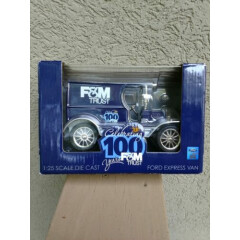 Ford Express Van/Bank by Ertl F&M Bank 100th Anniversary