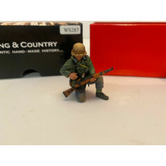 King & Country WS287 Kneeling Loading by King and Country (RETIRED)