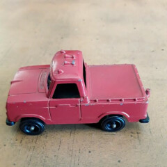 TootsieToy Red Pickup Truck With Tonneau Cover Diecast - Plastic Wheels w/ Hitch