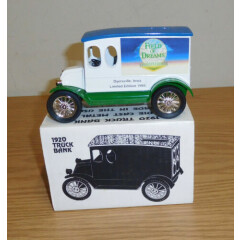 SCALE MODELS 1920 TRUCK COIN BANK 1:25 SCALE FIELD OF DREAMS MOVIE BASEBALL IOWA