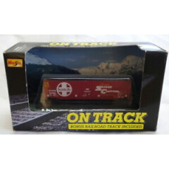 Maisto On Track diecast & plastic Santa Fe Boxcar