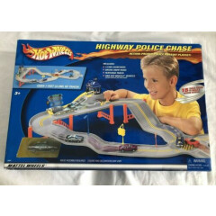 Vintage Hot Wheels Highway Police Chase Playset 2000 New Sealed - RARE