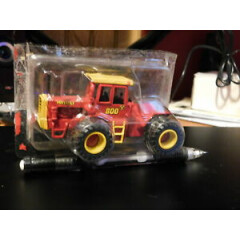 1/64 Versatile 800 by C&D Models. 1 of 1250 New in opened package. RARE