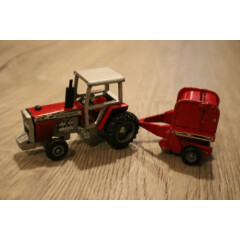 ERTL Massey Ferguson 699 Tractor with International Harvester Baler 2400 Red