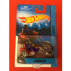 1:64 Hotwheels 3-Squealer Red With Rider