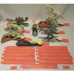 LARGE Mattel Hot Wheels Dinosaur Stunt Track - 19 Piece Lot -TESTED -READ -PICS!