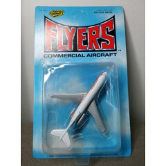 Vintage 1988 Road Champs Flyers No. 6201 Boeing 727 Continental Diecast Airplane