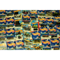 HOT WHEELS LOT OF 30 ON CARDS PICK QUAN+