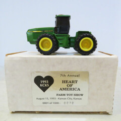 Ertl John Deere 8560 4WDTractor"Heartland of America Farm ToyShow"1/64 JD5603H7B