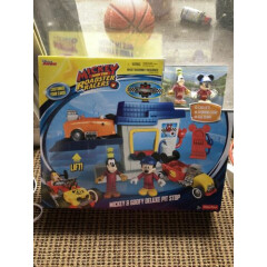 Fisher Price Disney and The Roadster Racers Mickey & Goofy Deluxe Pit Stop new