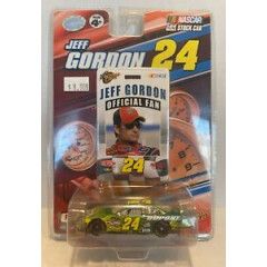 2007 Jeff Gordon #24 DuPont Nicorette 1/64 NASCAR Diecast