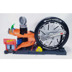 Hot Wheels City 2017 Super Spin Tire Shop Playset FNB17 1:64 Scale Orange Track