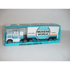 1/64 Mover's World Moving Van Tractor & Trailer Set NIB!