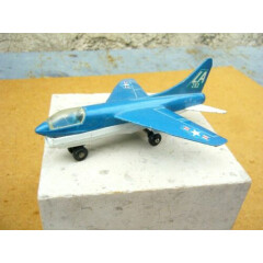 Miniature toy airplane corsair a7d matchbox sb 2 made in macau 1974 