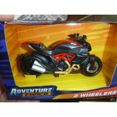 ADVENTURE FORCE 1/18 DUCATI Diavel Carbon MOTORCYCLE