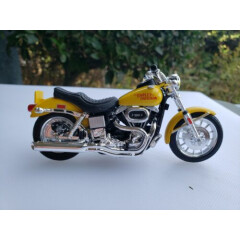 1/18 Diecast Harley Motorcycle By Maisto