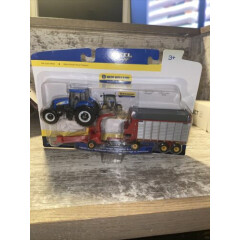 1/64th Scale New Holland T8020 Tractor With Forage Harvester & Wagon Set Ertl