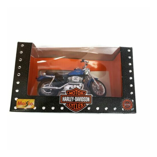 Harley-Davidson XLH SPORTSTER 1200 Motorcycle DieCast 1:18 Scale Limited Edition {1}