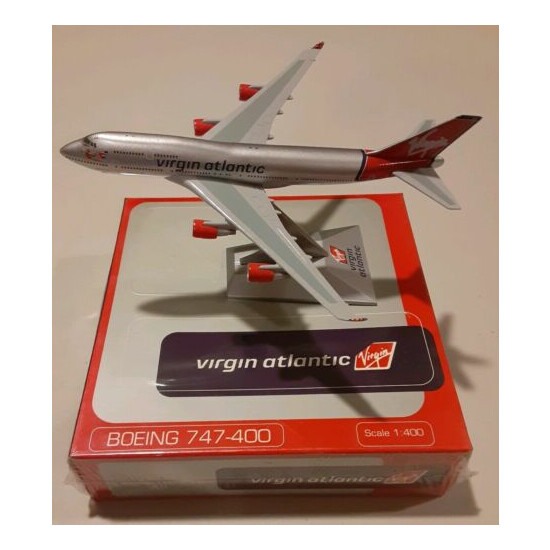 New IXO Model G-VFAB Virgin Atlantic Boeing 747-400 with Stand Scale 1:400 {1}