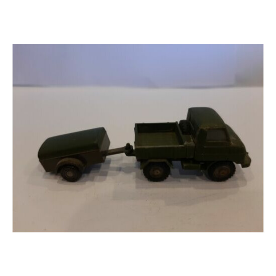 WIKING Painted Mercedes Benz Unimog Flatbed Truck with Trailer - HO Scale  {2}