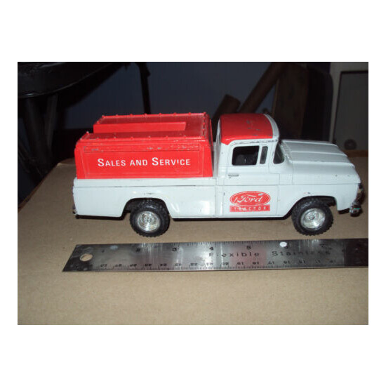Sales & Service 1960 Ford 4x4 Pickup Truck Bank * Diecast * ERTL * {1}