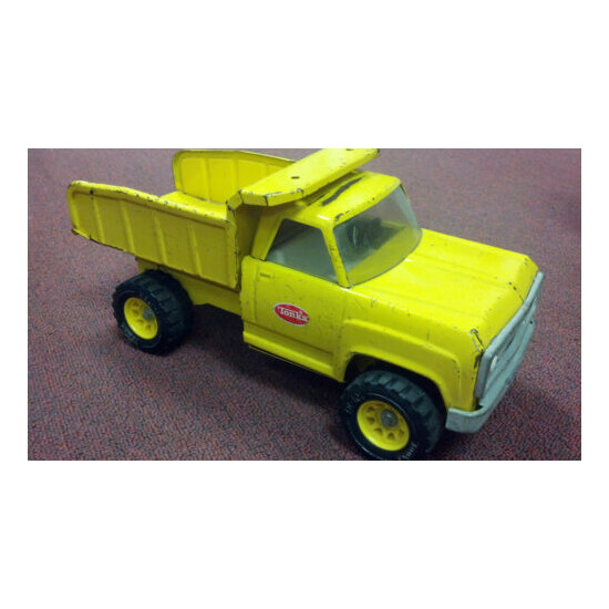 TONKA Dump Truck, Older Style, Very Nice Condition, Early 1970's {1}