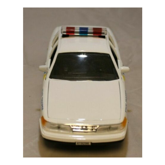 New Jersey State Police 1:24 Scale Ford Crown Victoria Interceptor Replica {5}