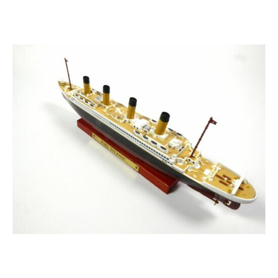 New Atlas Diecast R.M.S TITANIC 1:1250 Cruise Ship Model Boat Collection {6}