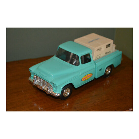 ERTL USA 1963 GM 1955 CAMEO TRUE VALUE HARDWARE STORES PICK-UP TRUCK BANK {2}