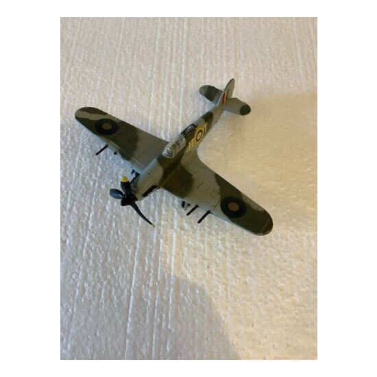 Dinky Toys 718 Hawker Hurricane IIc {1}
