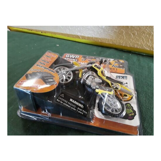 GWP Sport Extreme Park Series 1, Motorcycle and mini skate park, NIB {3}