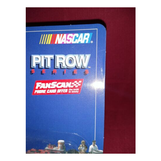1998 WINNERS CIRCLE NASCAR PIT ROW SERIES DALE EARNHARDT SR #3 BASS PRO CAR {5}