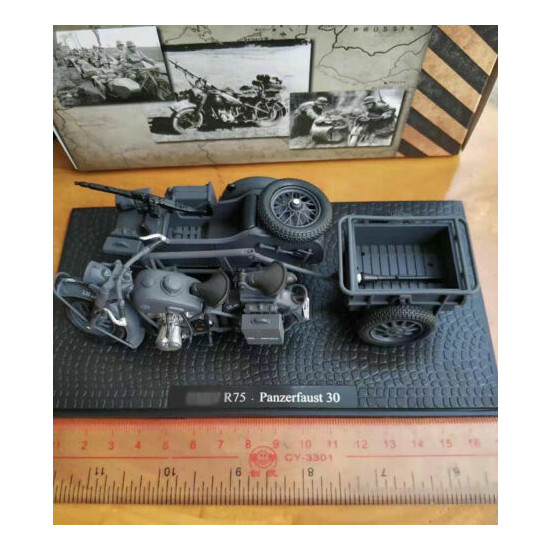 1:24 Diecast Motorcycle Sidecar WWII R75 Panzerfaust 30 Autocyle Tricycle Model {4}