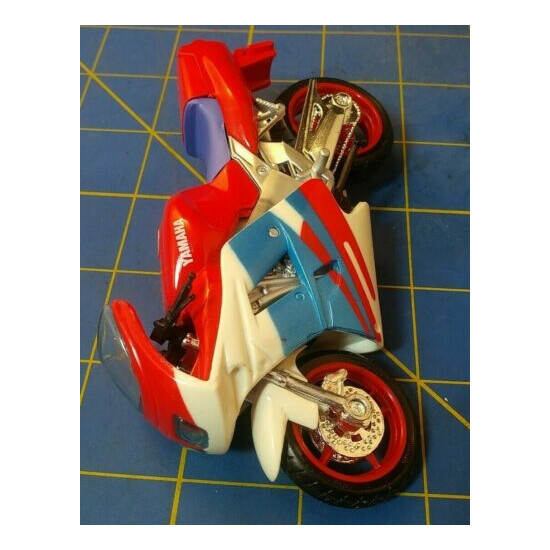 Vintage Yamaha Die Cast Motorcycle by Maisto {7}