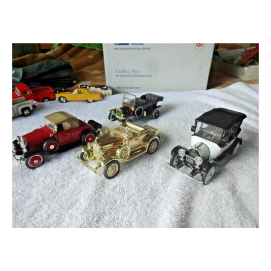 National Motor Museum 1/32 Ford & Chevy car lot x 4 including one gold Model A {1}